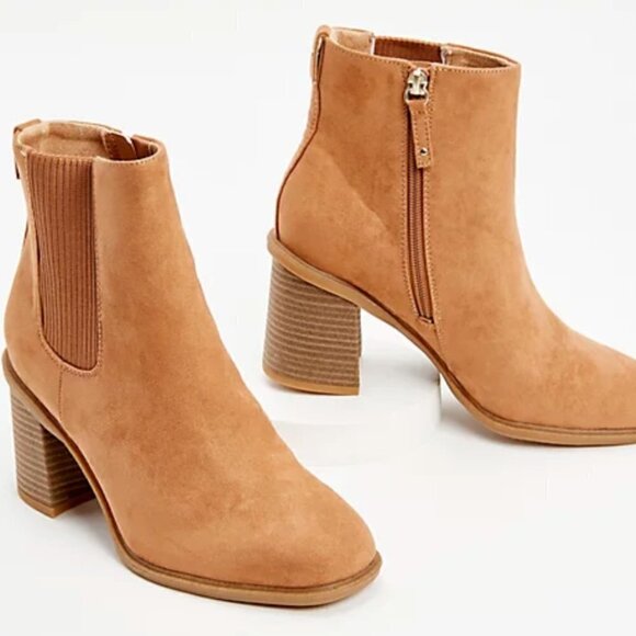 Dr. Scholl's Heeled Chelsea Boots - Ride Away - Picture 4 of 13